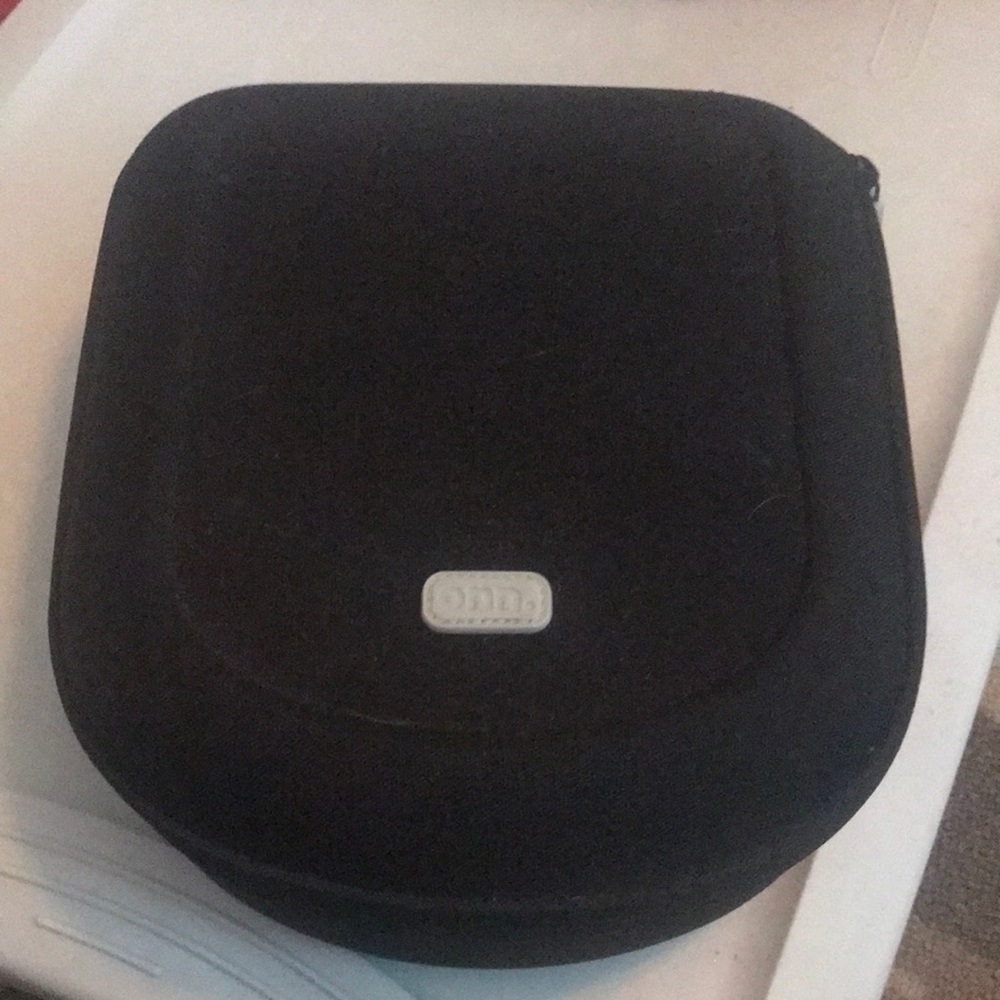 ONN Black Hard Shell Case